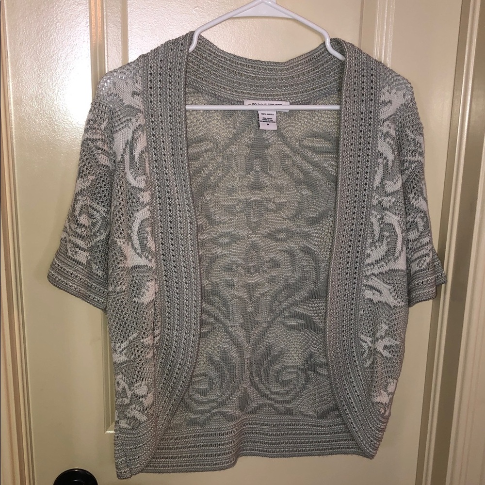 croft & barrow Short-Sleeve Open-Front Cardigan in Light Gray and Cream